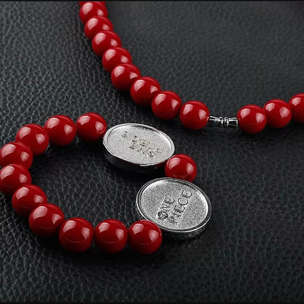 ONE PIECE Ace accessoires sourire triste Badge pendentif boucles d'oreilles collier de perles rouges Bracelets Anime Cosplay accessoires périphérie