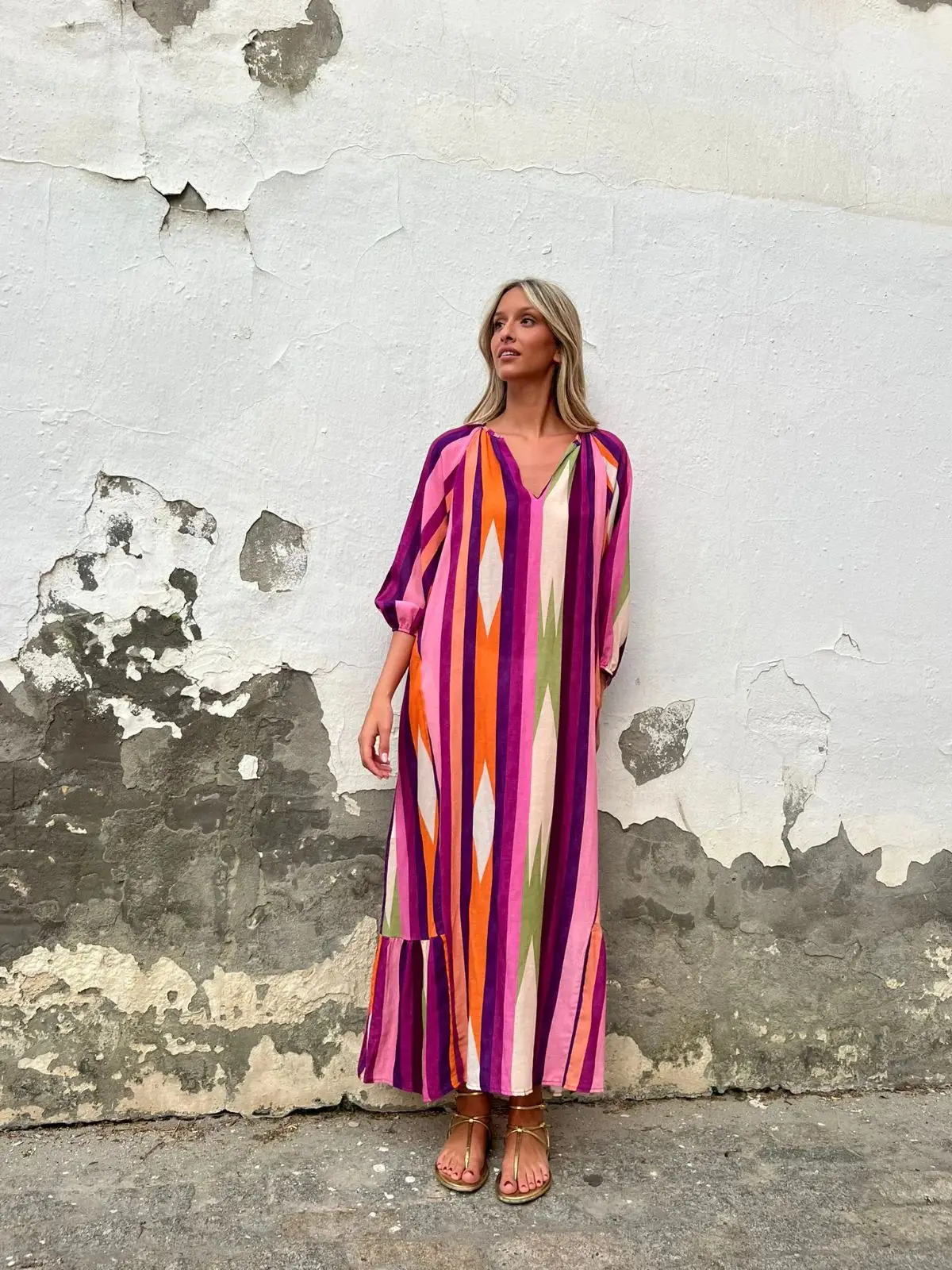 Robe décontractée pour femmes, vacances, mode couleur imprimée, col en v, manches sept-quarts, surdimensionnée, ample, nouvelle collection printemps et automne 2025