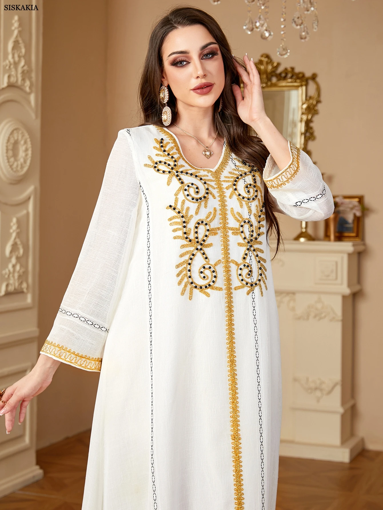 Sisakia nouvelle robe de soirée brodée musulmane pour femmes dubaï manches en maille Abaya col en v caftan perlé 2025