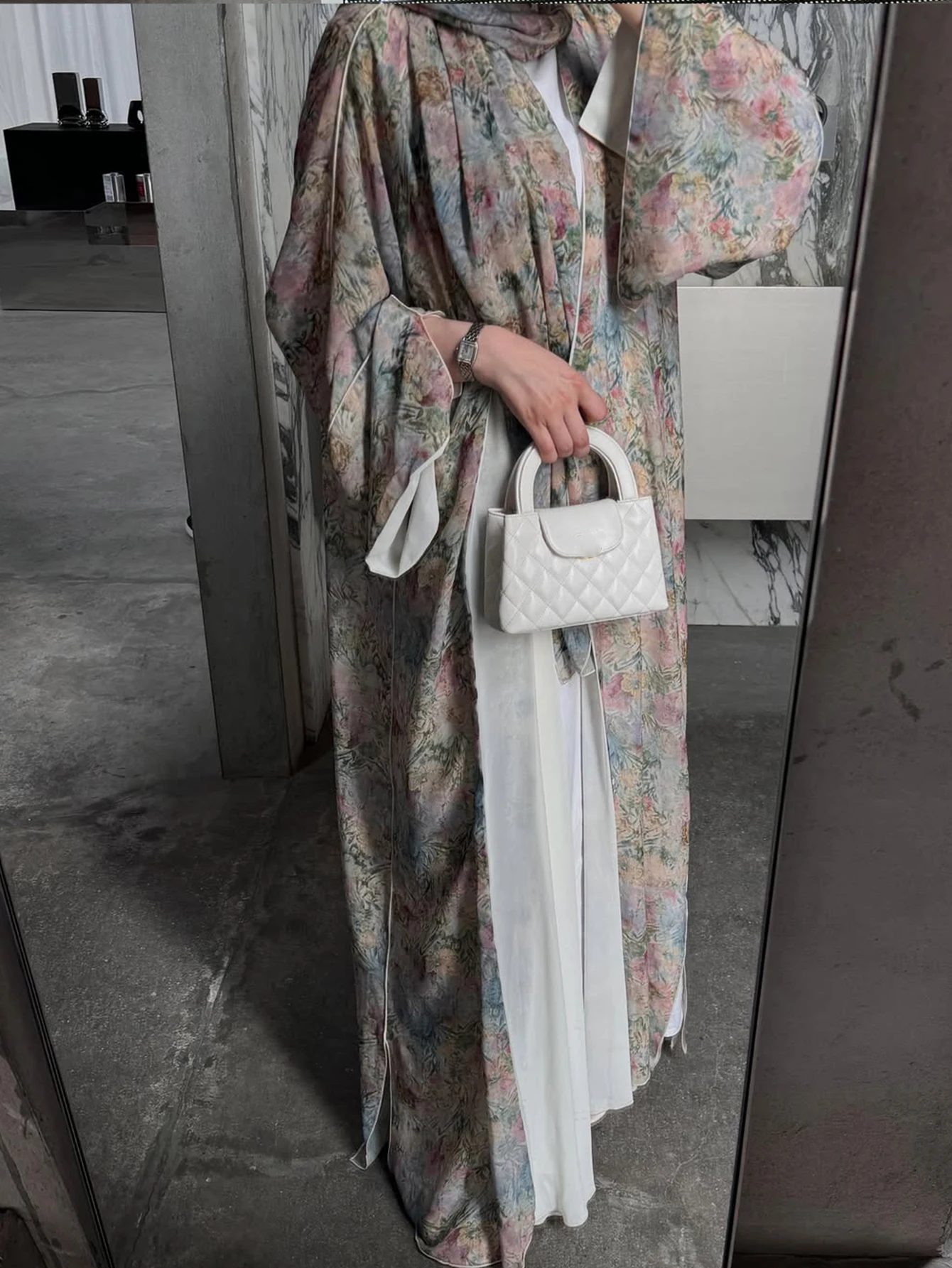 

Ближневосточный элегантный традиционный арабский кардиган с длинными рукавами и цветочным принтом Халат Абая с платком