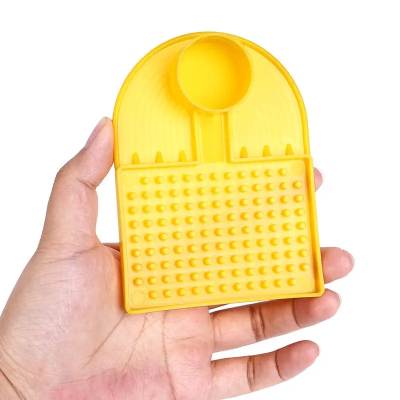 5Pcs New Plastic Bee Feeder Bee Water Entrance In Beehive Feeding Adaptor 30Mm Dia Bottle Bee Anti Drowning Beekeeping Supplies