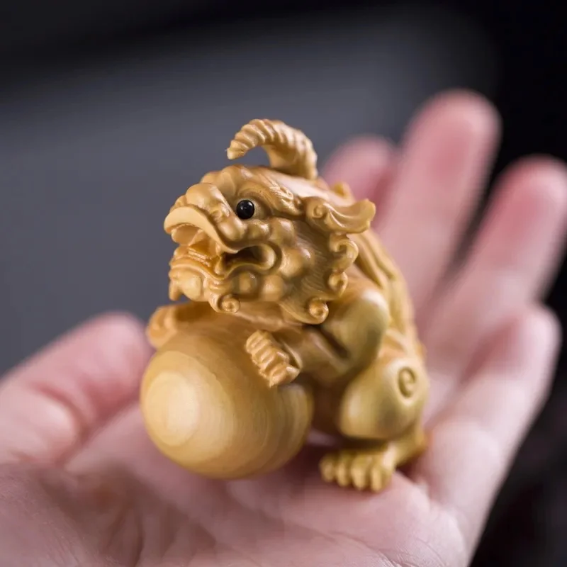 

Vintage boxwood carving handicraft Xiezhi statue attract wealth handle piece home tabletop decoration Creative gift