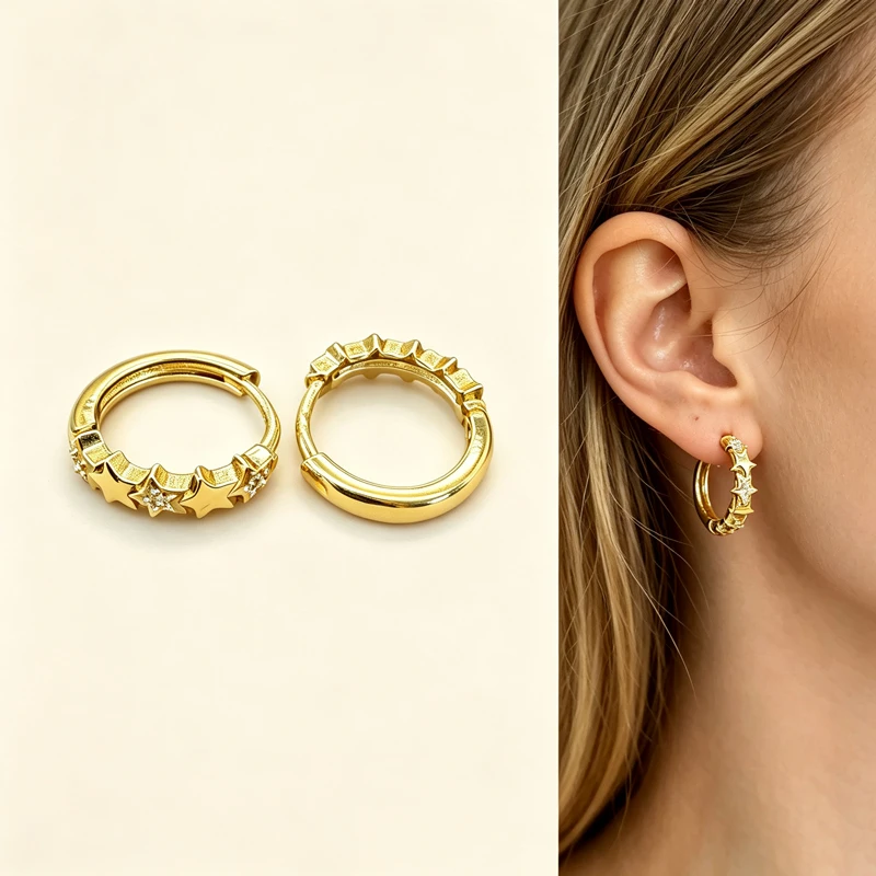 Two‑Tone Embossed Star Flower Huggie Hoop Earrings for Women, Relief Pattern Click‑Top Ear Hoops, Retro Dainty Fashion Jewelry