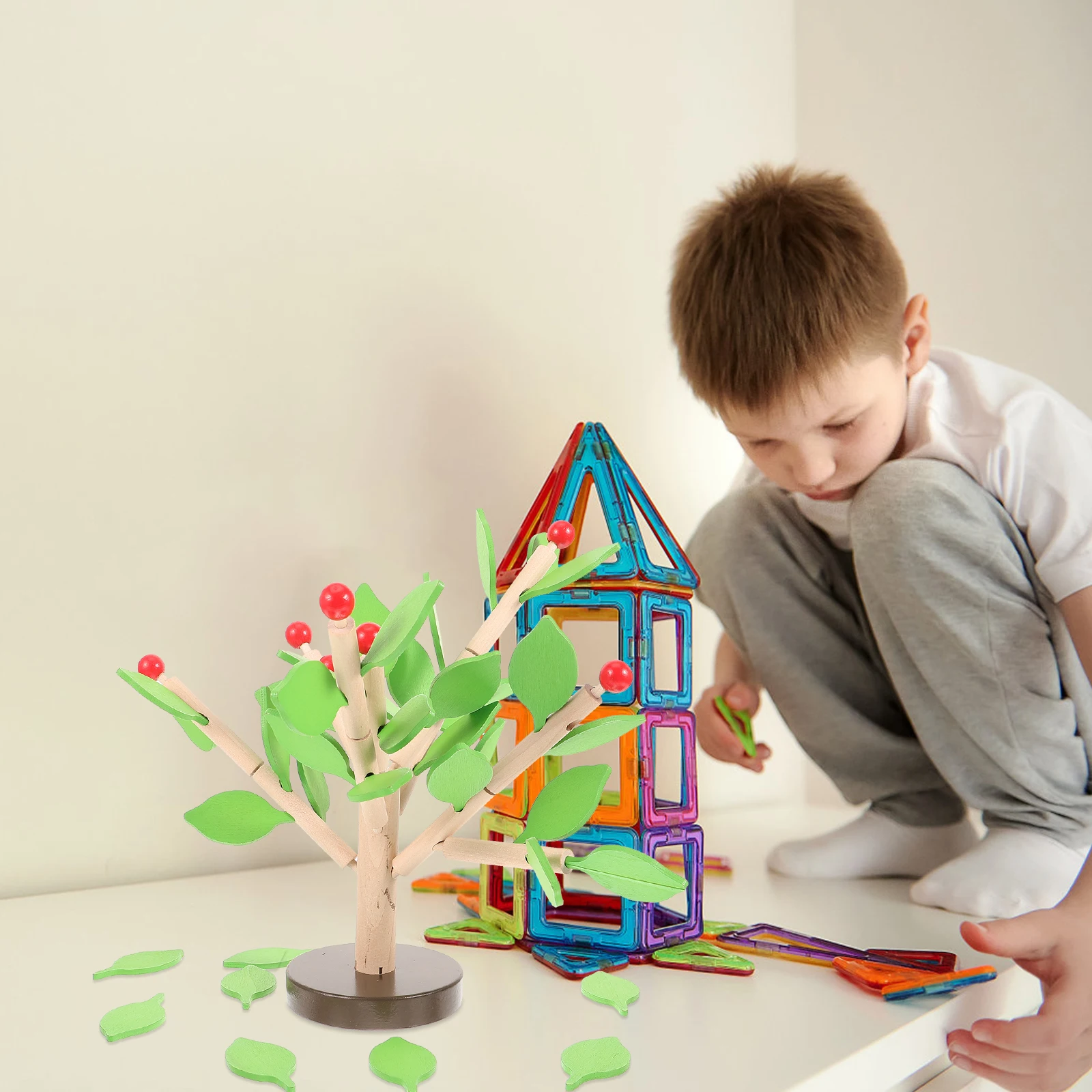 مجموعة واحدة من مكعبات بناء شجرة أوراق الشجر الخشبية التعليمية للأطفال، لعبة ألغاز ثلاثية الأبعاد باللون الأخضر، جذع للأطفال