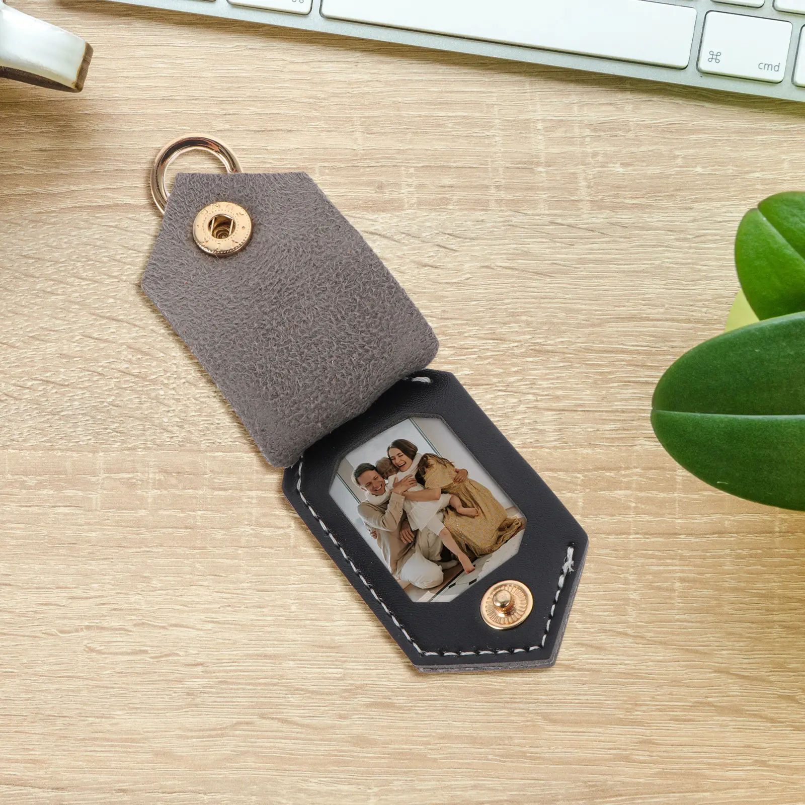 Photo Keychain Personalized Keyring DIY Picture Slot for Keys Backpack Belt Father Birthday Christmas Gift Key Chain