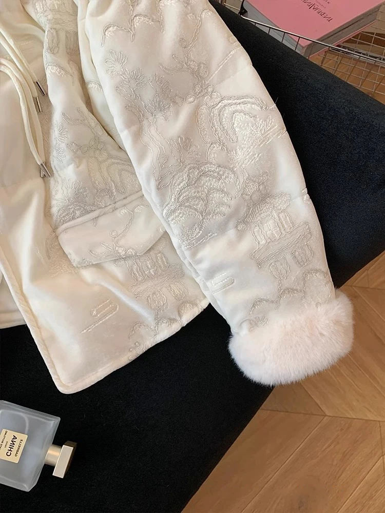 

Warm Cotton Jaet with Heavy Embroidery Patchwork Fur Collar Button Design for Men And Women High-End Feelings for Autumn An...