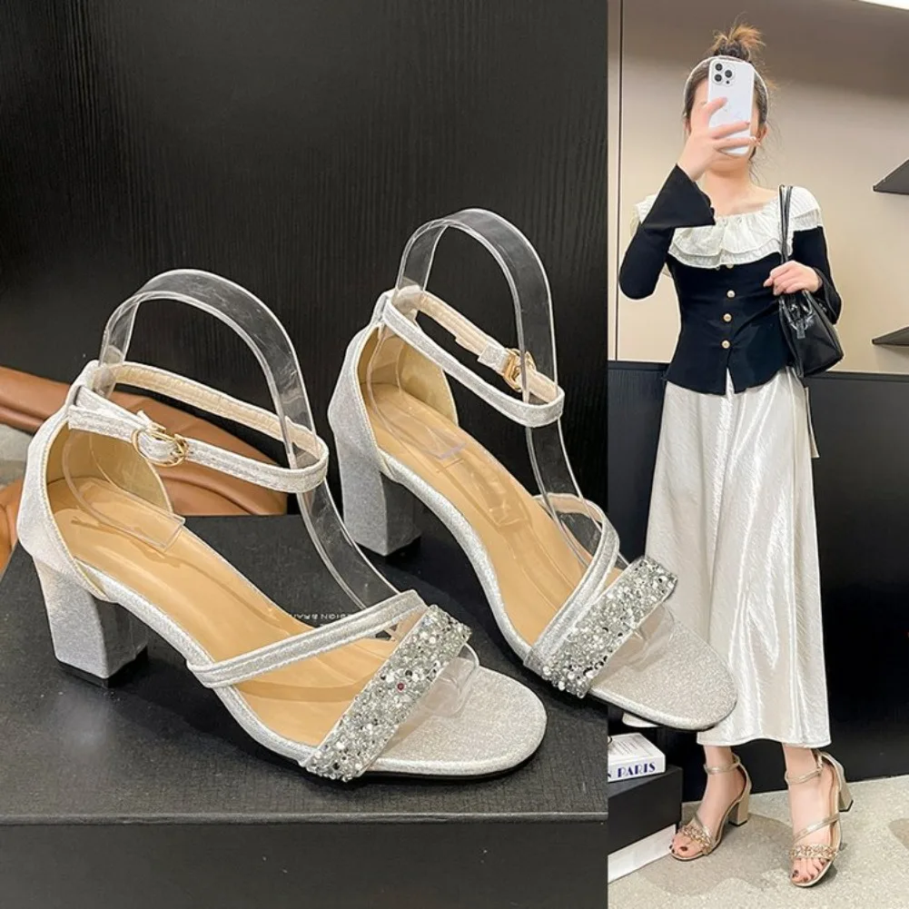 Damen-Sandalen in großen Größen mit hohem Absatz, runder Zehenpartie, klobigem Absatz, lässige Slip-On-Sandalen mit Glitzer-Schnallenriemen, Sommerschuhe