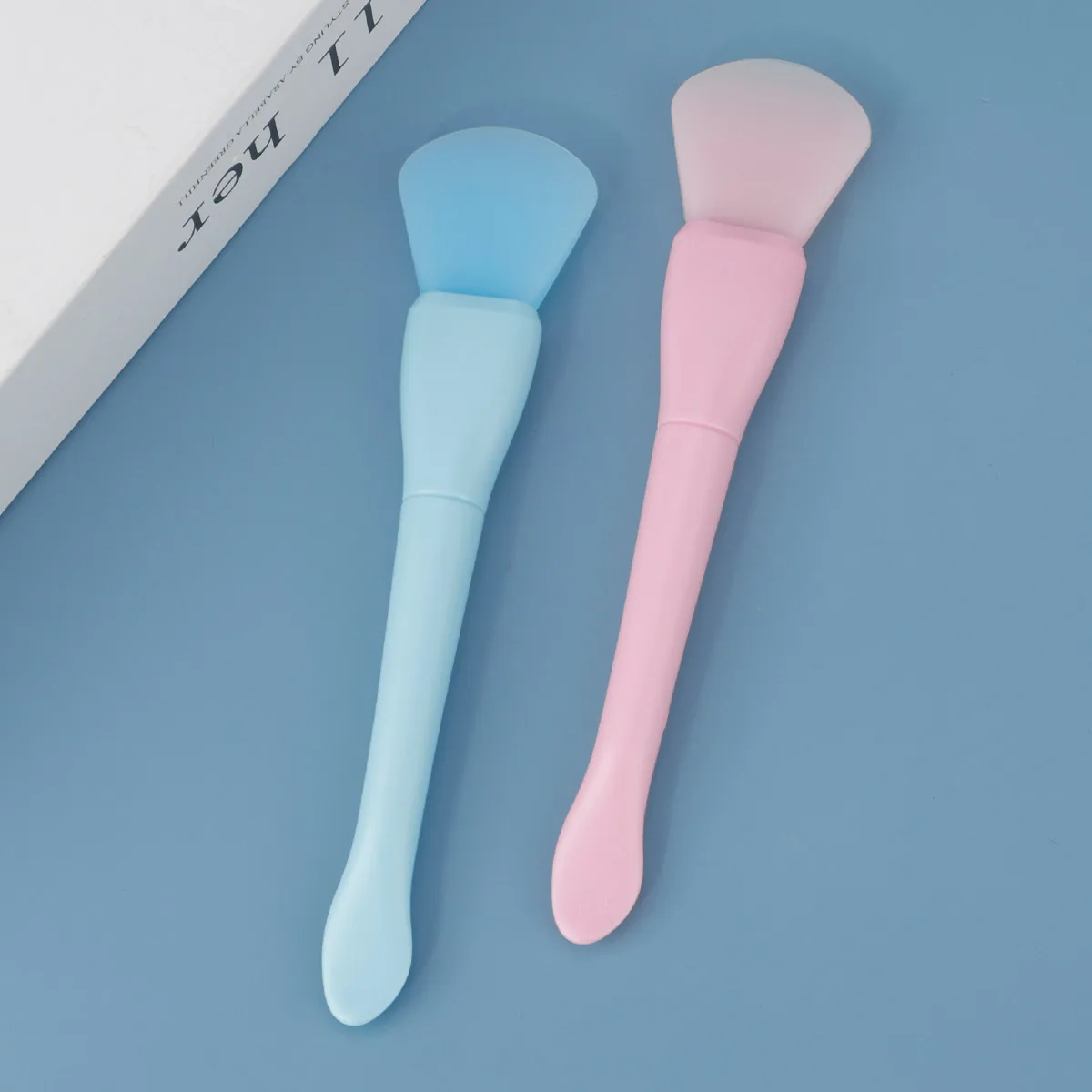 Nowy produkt z łyżką do kopania podwójna głowica silikonowa szczotka do maski silikonowa miękka głowica szczotka do maski błotnej kopanie zastosowanie demakijaż c