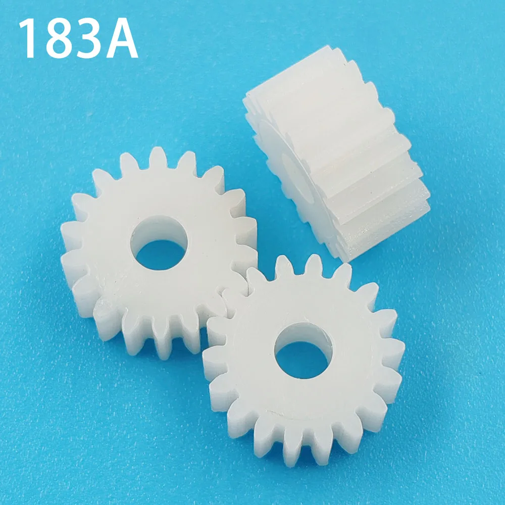 183A 0.5M GEARS 18 Teeth 3mm Shaft Tight Pom Plastic Pinion Toy Model Gear (10pcs/lot)