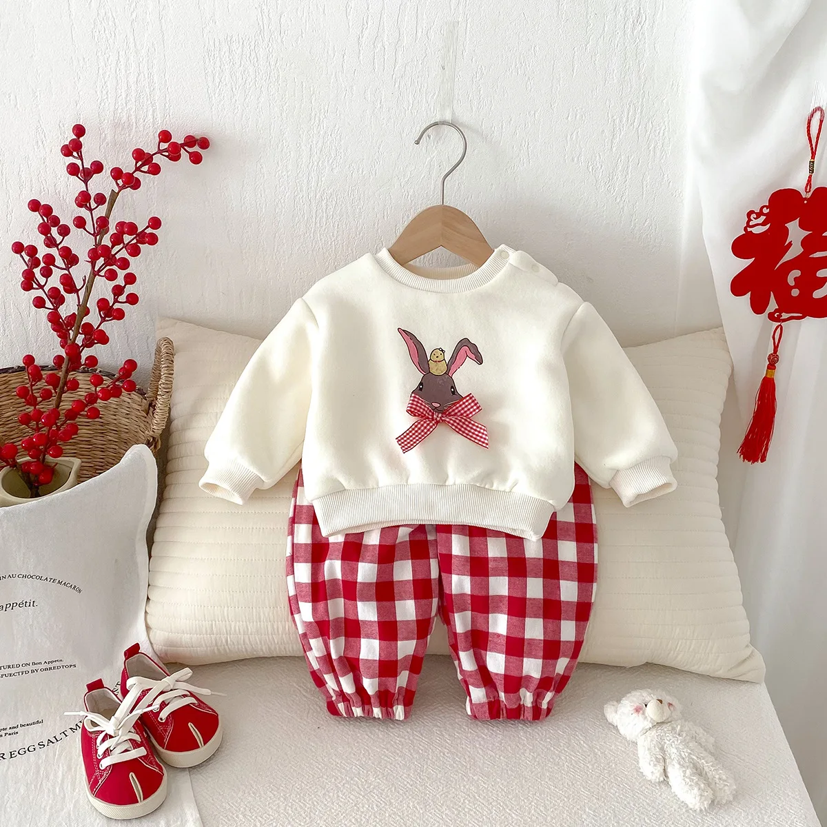 UNIFEMEN 2024 Winter Baby Girls 2PCS Clothes Set Cotton Rabbit Knotbow Top Fleece Plaid Pants Suit Toddler Girls Tracksuit