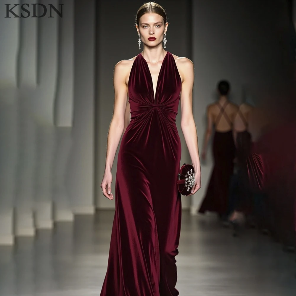 

KSDN Formal Velvet Evening Dresses Fashion Halter Sleeveless Floor Length Sweep Train Gowns Customzied Special Event Dress