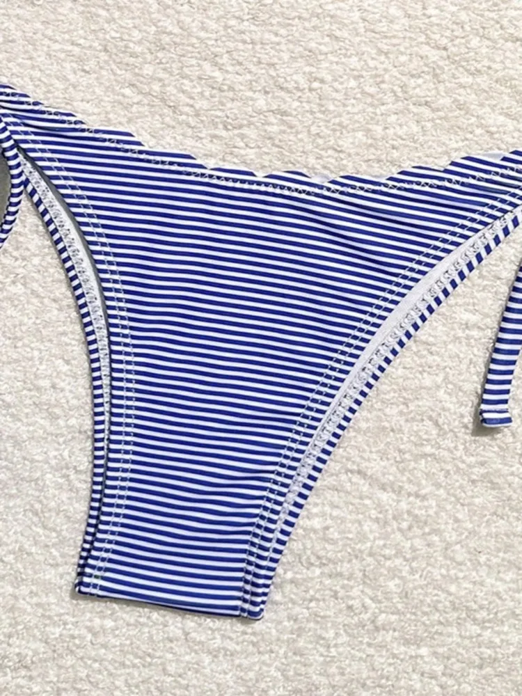 Conjunto de biquíni feminino 2025 novo verão azul listrado impressão sexy halter sem costas triângulo copo duas peças praia maiô tankini