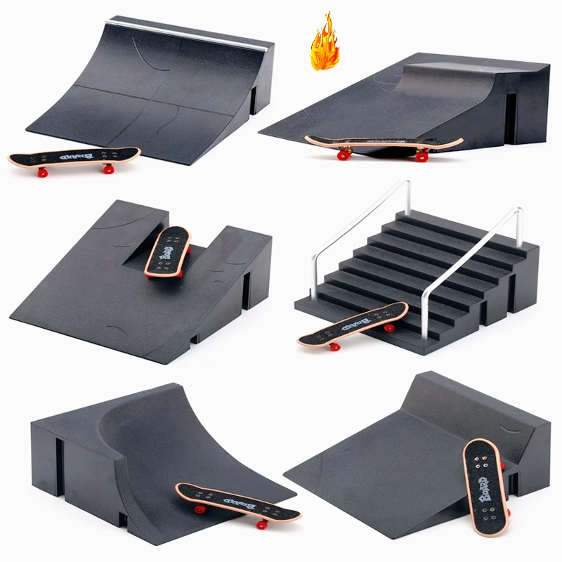 

Профессиональный набор резинок для сцены места, оснащенные скейтбордами на палец, детскими новыми игрушками и подарками друзей (с цветной коробкой)