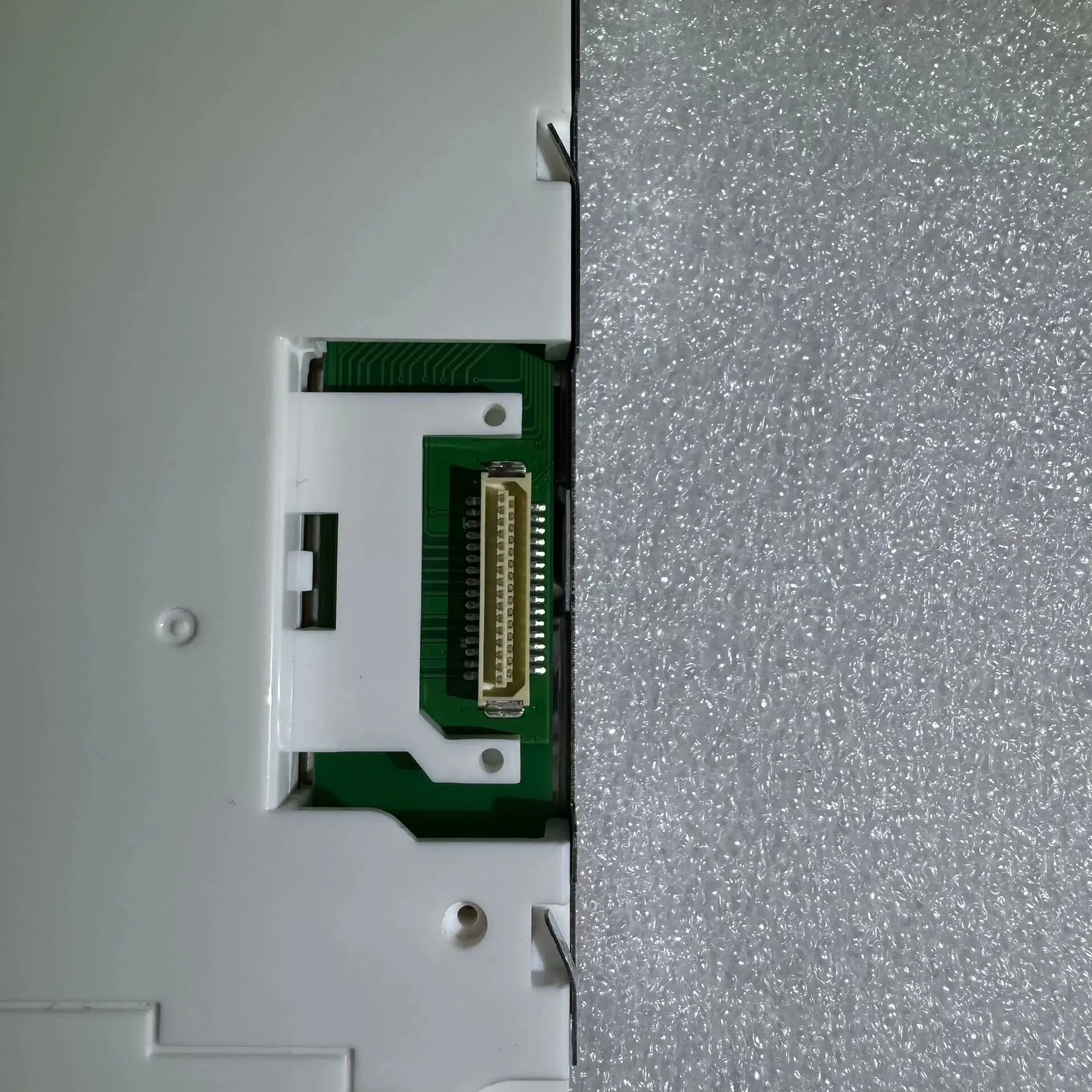 Экран системы LQ084V1DG44 б/у