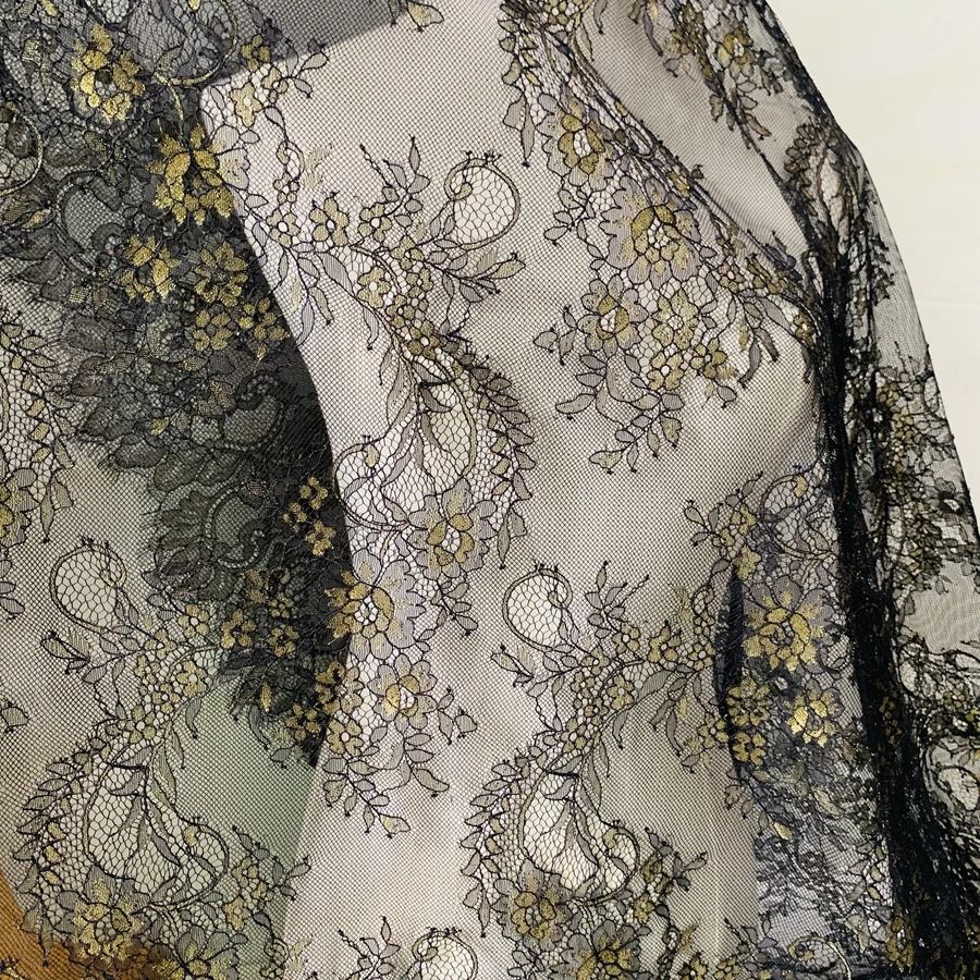 Width(Height) 1.5M, Length 3M per Piece Gold Eyelash French Lace Fabric Design Fabric Good Quality