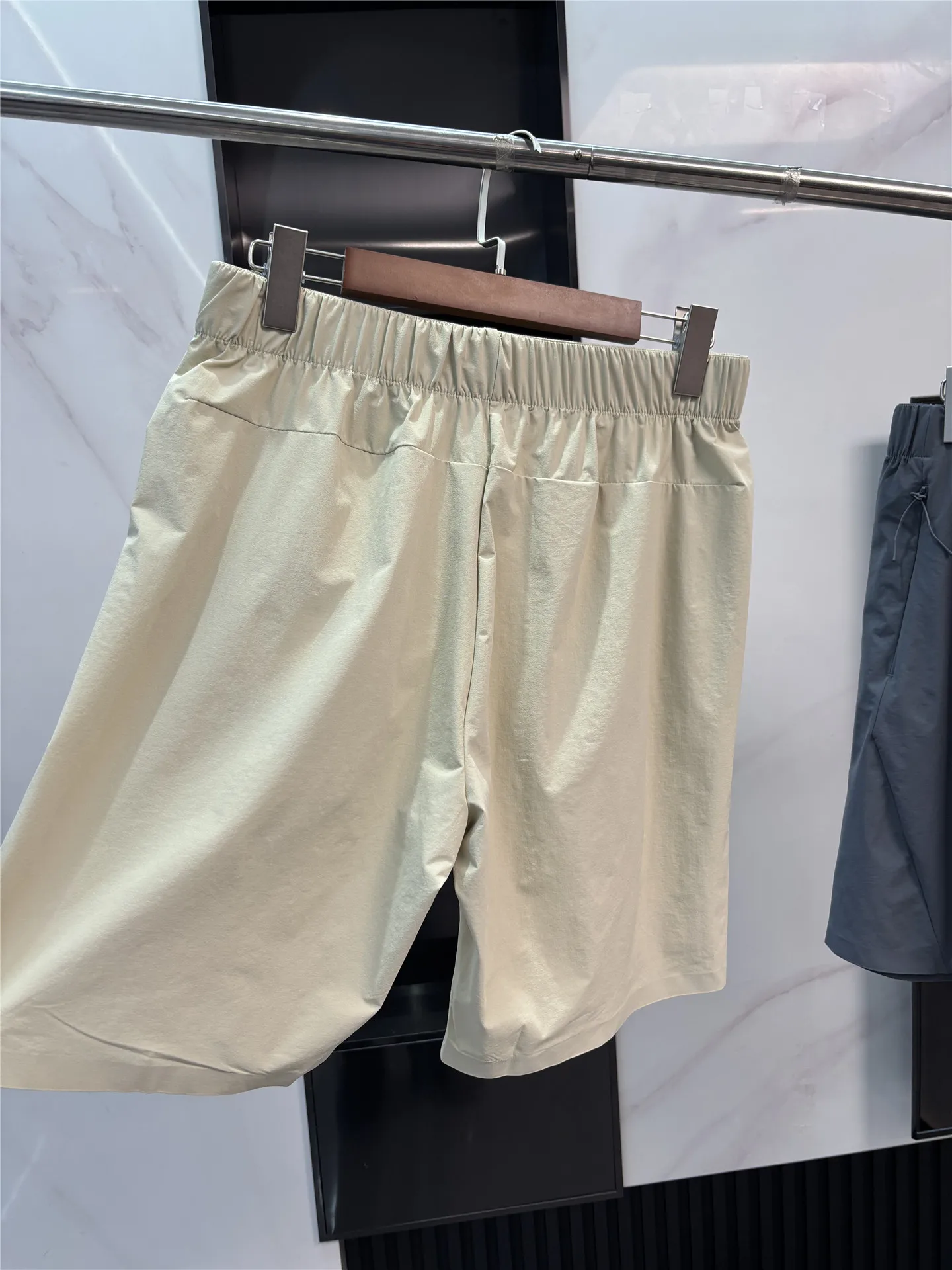 Men's Outdoor Quick Dry Breathable Fabric 3D Tailored Shorts Summer Five-Quarter Pants Short Pants Comfortable Lightweight
