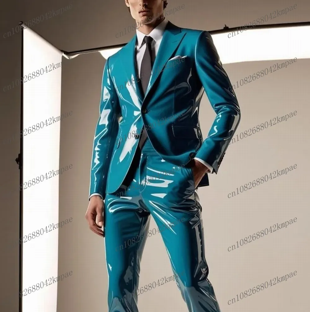 

Мужской костюм из искусственной кожи цвета небесно-голубого, для торжественных мероприятий, свадеб, вечеринок, выпускных, деловых встреч, 2-х предметный комплект: пиджак и брюки.