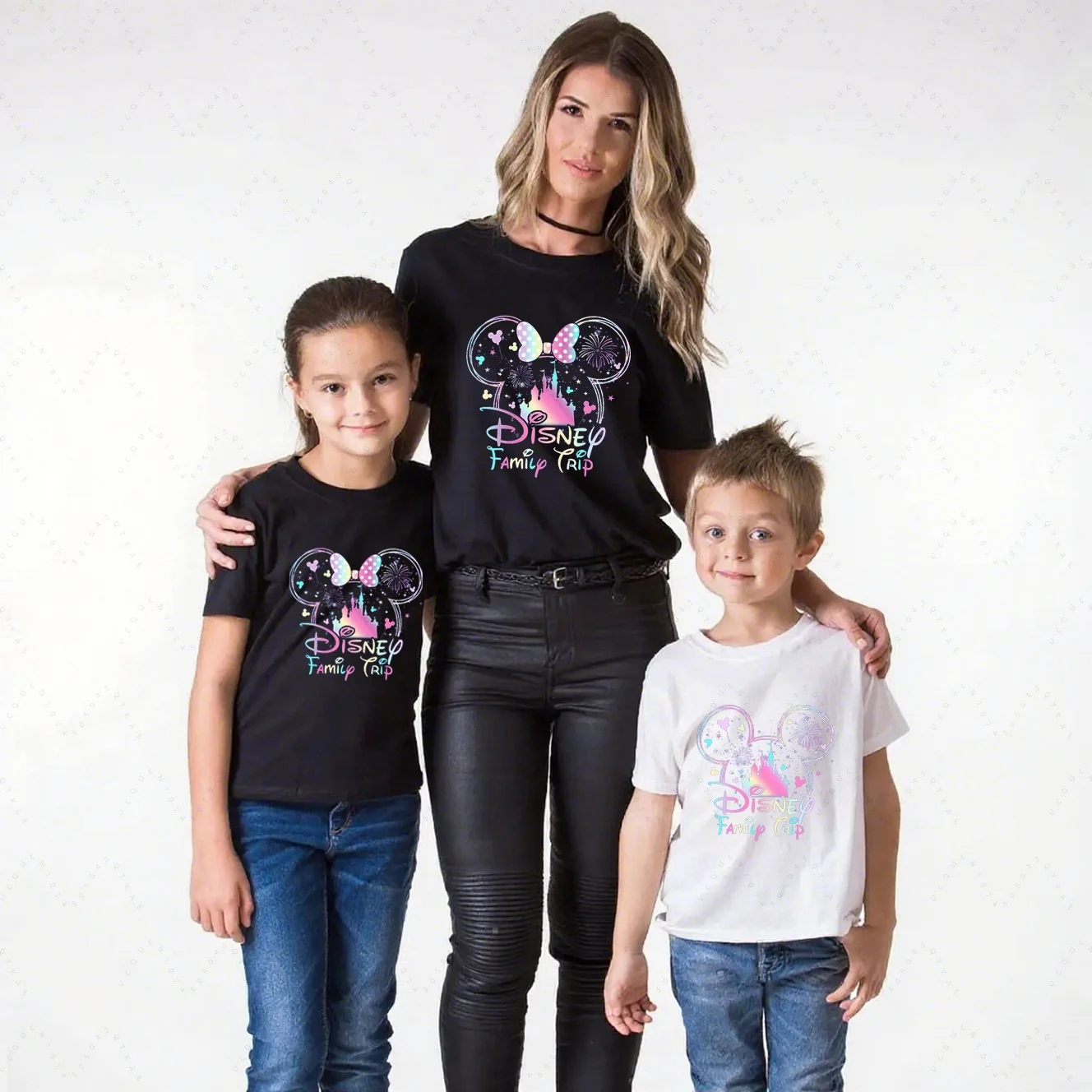 

Семейная футболка с изображением Микки Мауса и замка принцессы Диснея для девочек и мальчиков, футболка с короткими рукавами и красочными мультяшными принтами