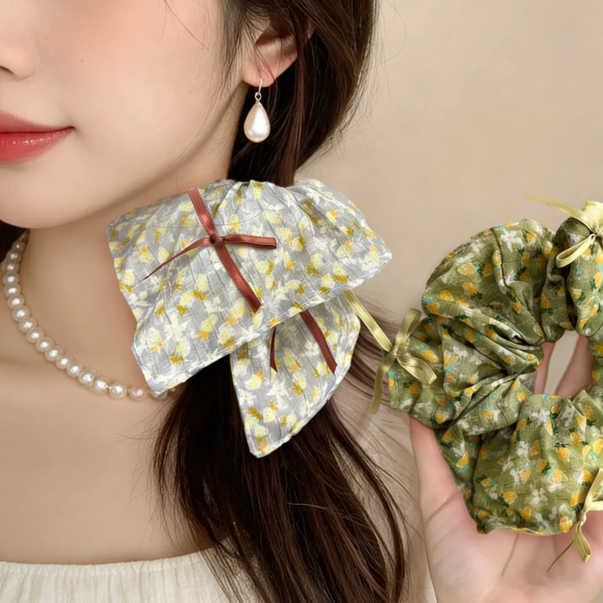 

Корейские винтажные двусторонние шарфы-резинки для волос с цветочным узором и французским бантом для женщин, для пучка и хвоста, весенний шик