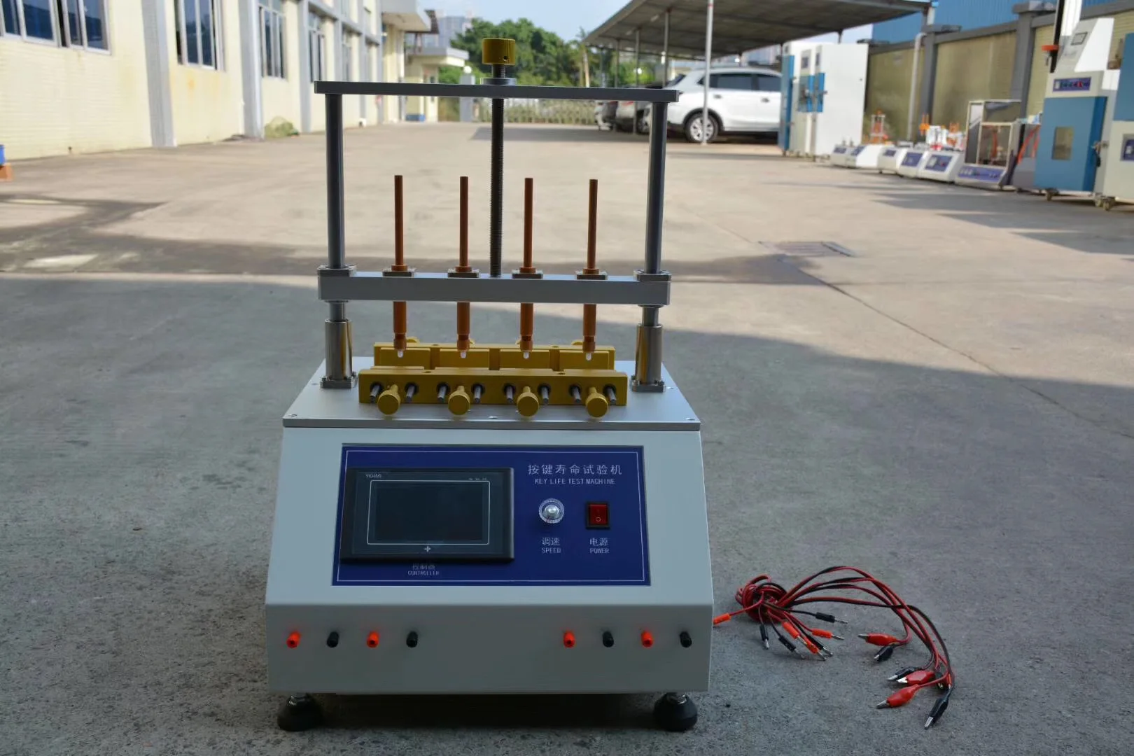 آلة معدات اختبار الحياة للوحة المفاتيح الأوتوماتيكية متعددة المواضع، شاشة LCD OEM قابلة للتخصيص GS معتمدة