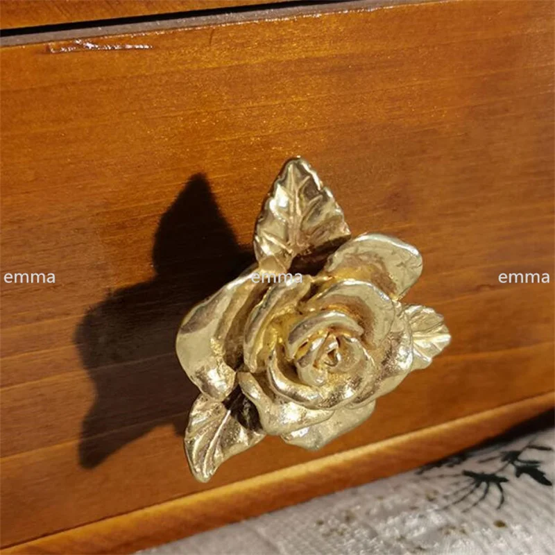 Solid Brass Furniture Handle Door Knobs Rose Flower Single Hole Handles for Cabinet Kitchen Cupboard Drawer Pulls