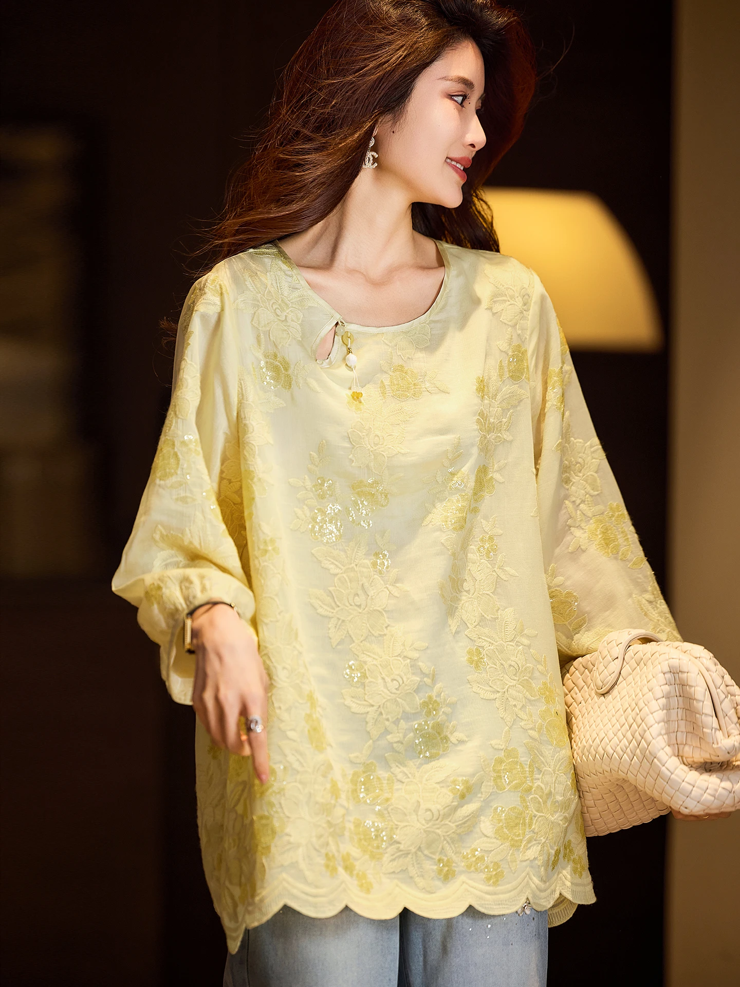 

Elegant Embroidered Bead Shirt Women's plus Size Chinese Style Spring New Arrival Seven Sleeve Breathable Comfortable Casual ...