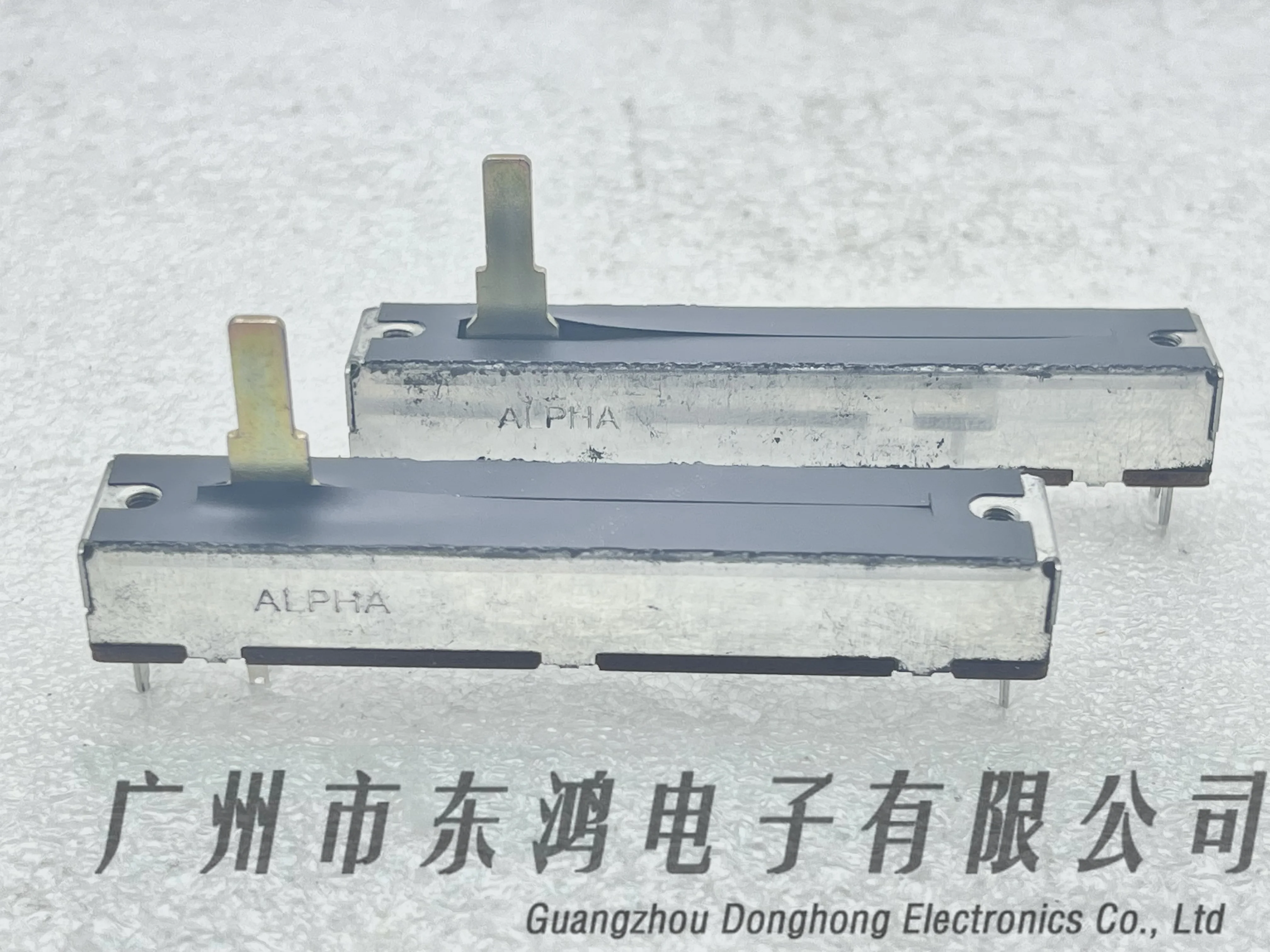 1PCS 1 pcs ALPHA Mixer 7.3 cm straight slide potentiometer A10Kx2 8 feet forked shaft length 16MM