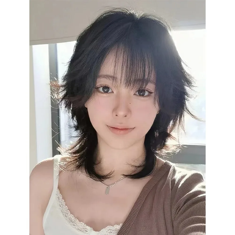 วิกผมทรงมัลเล็ตสั้นแบบมีหน้าม้า ผมตรงสังเคราะห์ สไตล์อนิเมะ สำหรับผู้ชาย สีดำ เทา เขียว เหมาะสำหรับใช้ในชีวิตประจำวัน งานปาร์ตี้ และคอสเพลย์