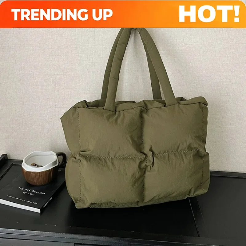 New Large Capacity Down Commuter Top Handle Bag Soft Versatile Shoulder Bag Women Fashion Casual Texture and Simple Storage Bags