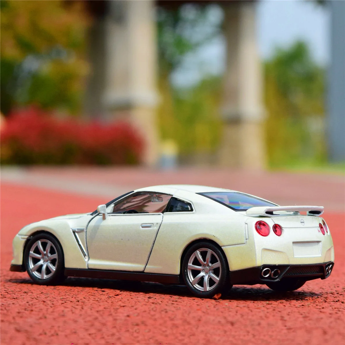 WELLY 1:36 Nissan GT-R Legierung Sport Auto Modell Diecast Metall Spielzeug Fahrzeuge Auto Modell Pull Zurück Simulation Sammlung Kinder Geschenk