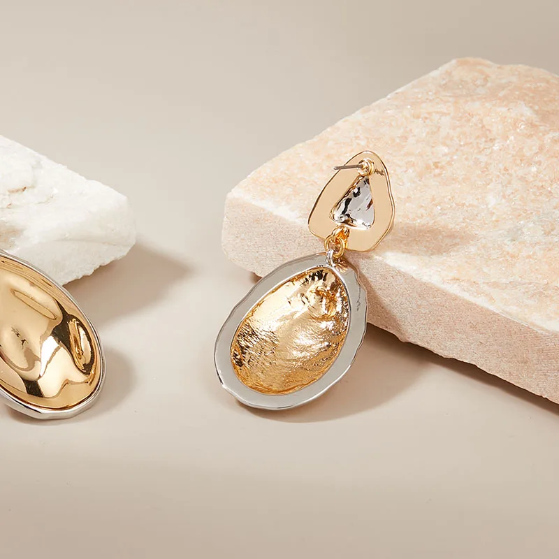 Vintage Two Tone Metal Drop Earrings for Women Irregular Geometric Statement Earrings with High Gloss Finish Unique Retro Design