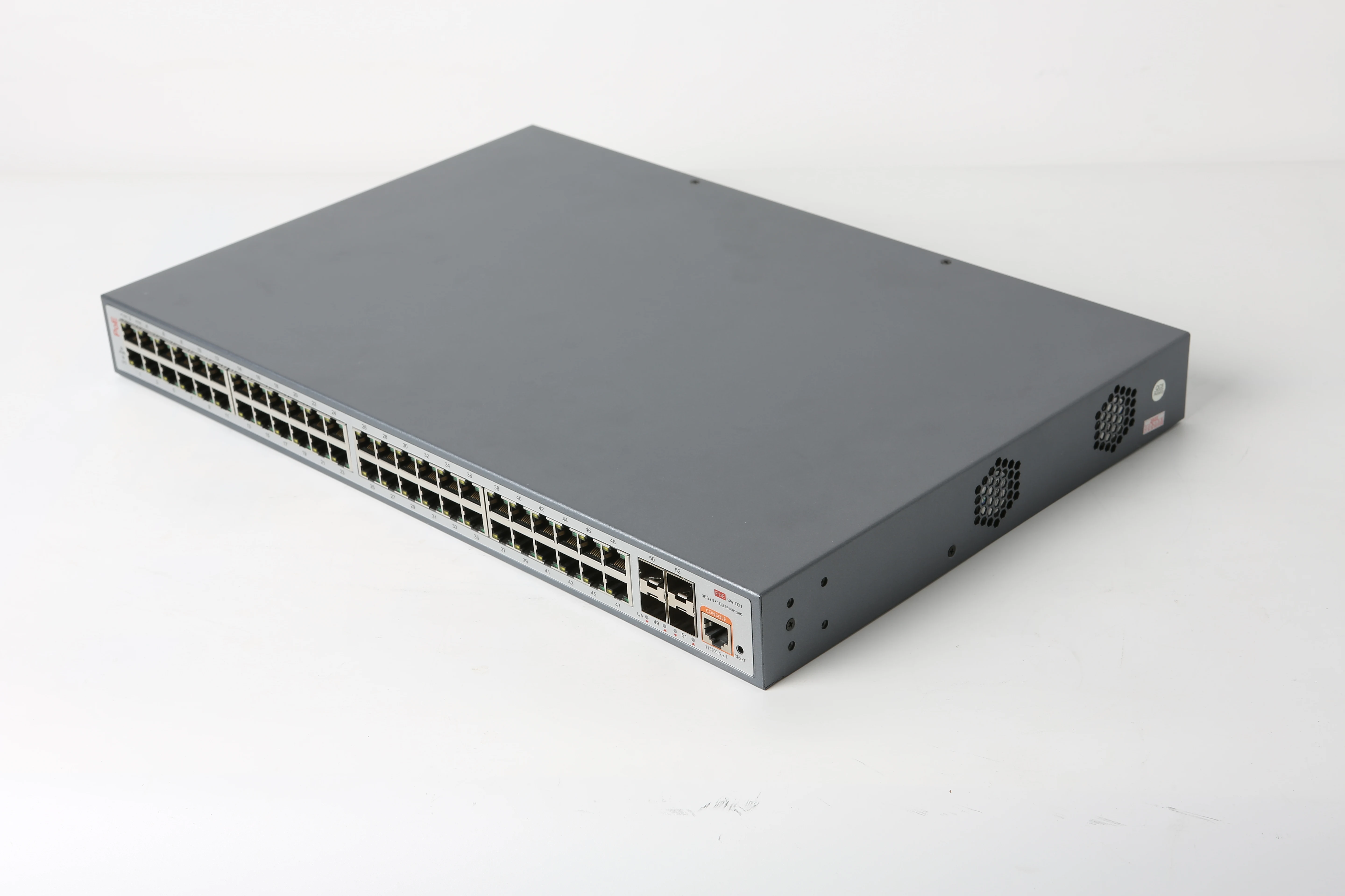 48 Ports L3 Managed POE Switch 48*10/100/1000Base-T RJ45 ports and 4*1/10G SFP+ fiber slot ports Port