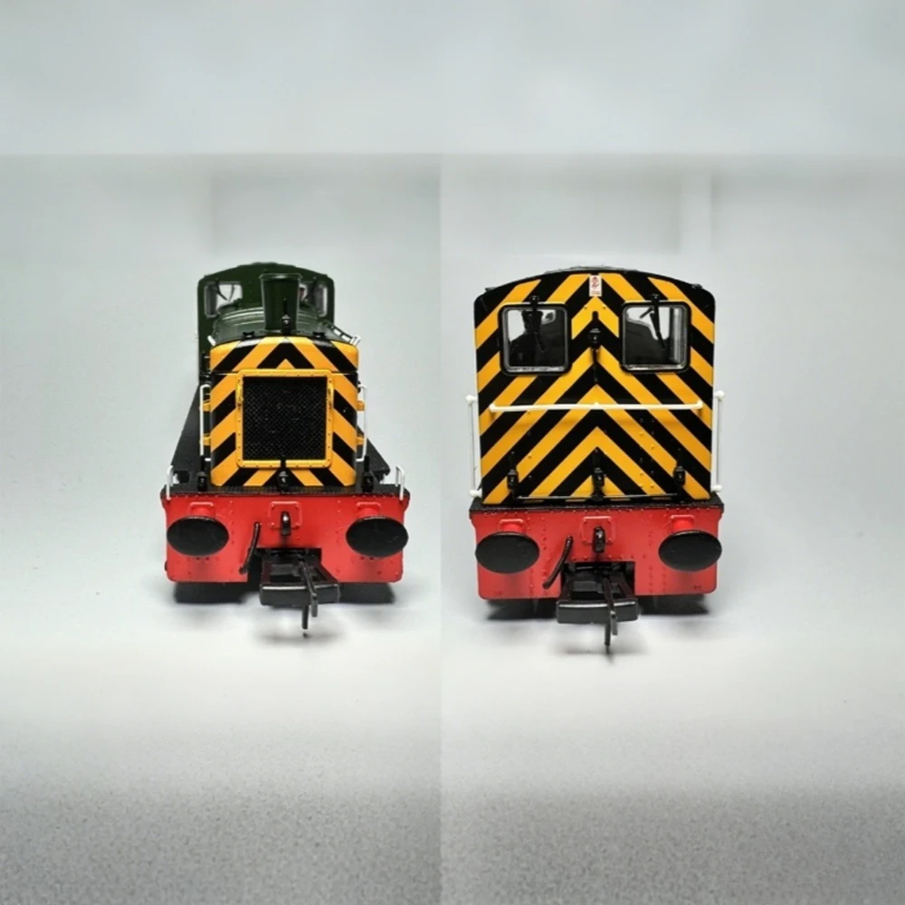 OO 1/176 Model Train 03 Green Diesel Shunting Locomotive 31-361 Powered and Lighted Toy Train Aldult Toy Gift