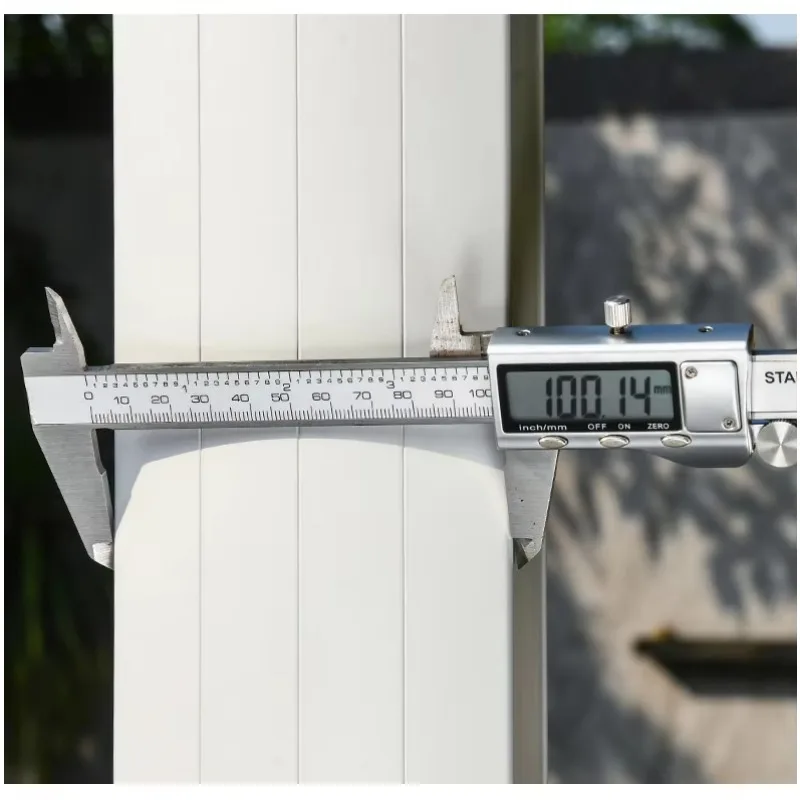 ร่มกันแดดกลางแจ้งแบบคานยื่น ขนาด 3.0 ม. x 3.0 ม. พร้อมไฟ LED และผ้าคลุม - ฐานหินอ่อน/ฐานถังน้ำ