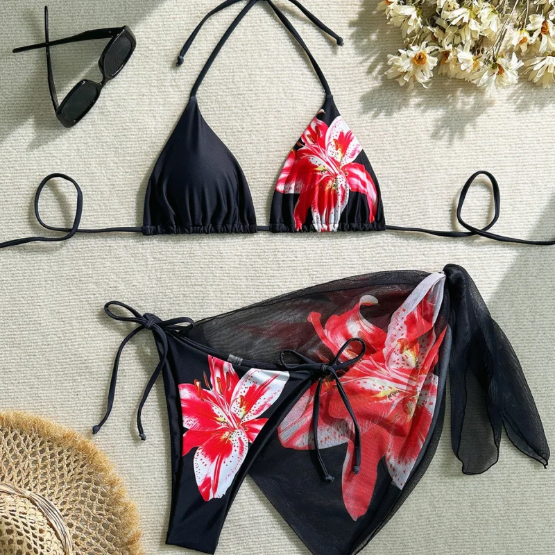Hot-selling new women's swimsuit, two-piece sexy bikini, high-end pure desire black printed beach swimwear