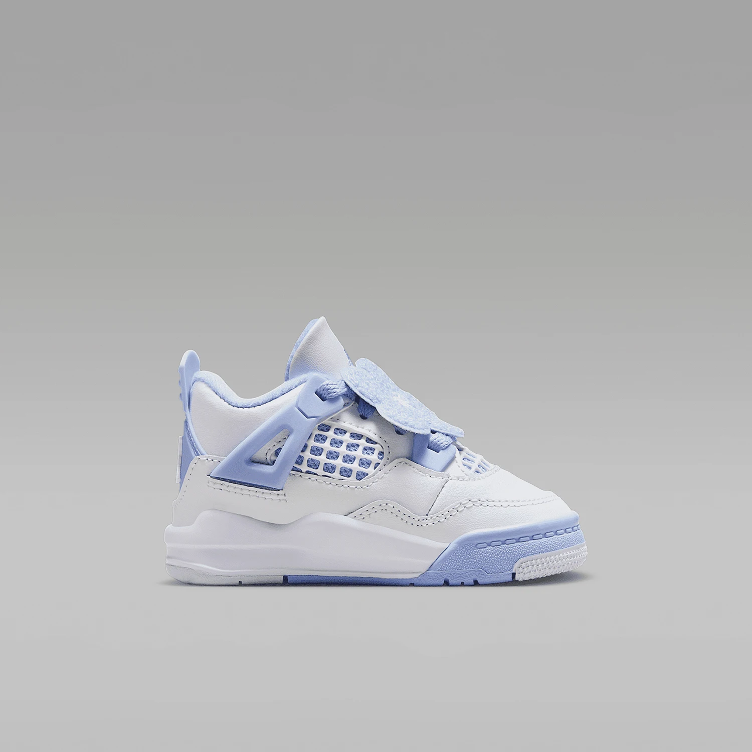 حذاء كرة السلة Nike Authentic JORDAN Infant خفيف الوزن وجيد التهوية IB8961-100