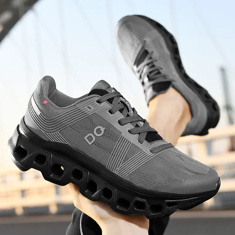 Trendy and Comfortable Casual Sports Shoes: Fashionable Soft-Sole Walking Footwear