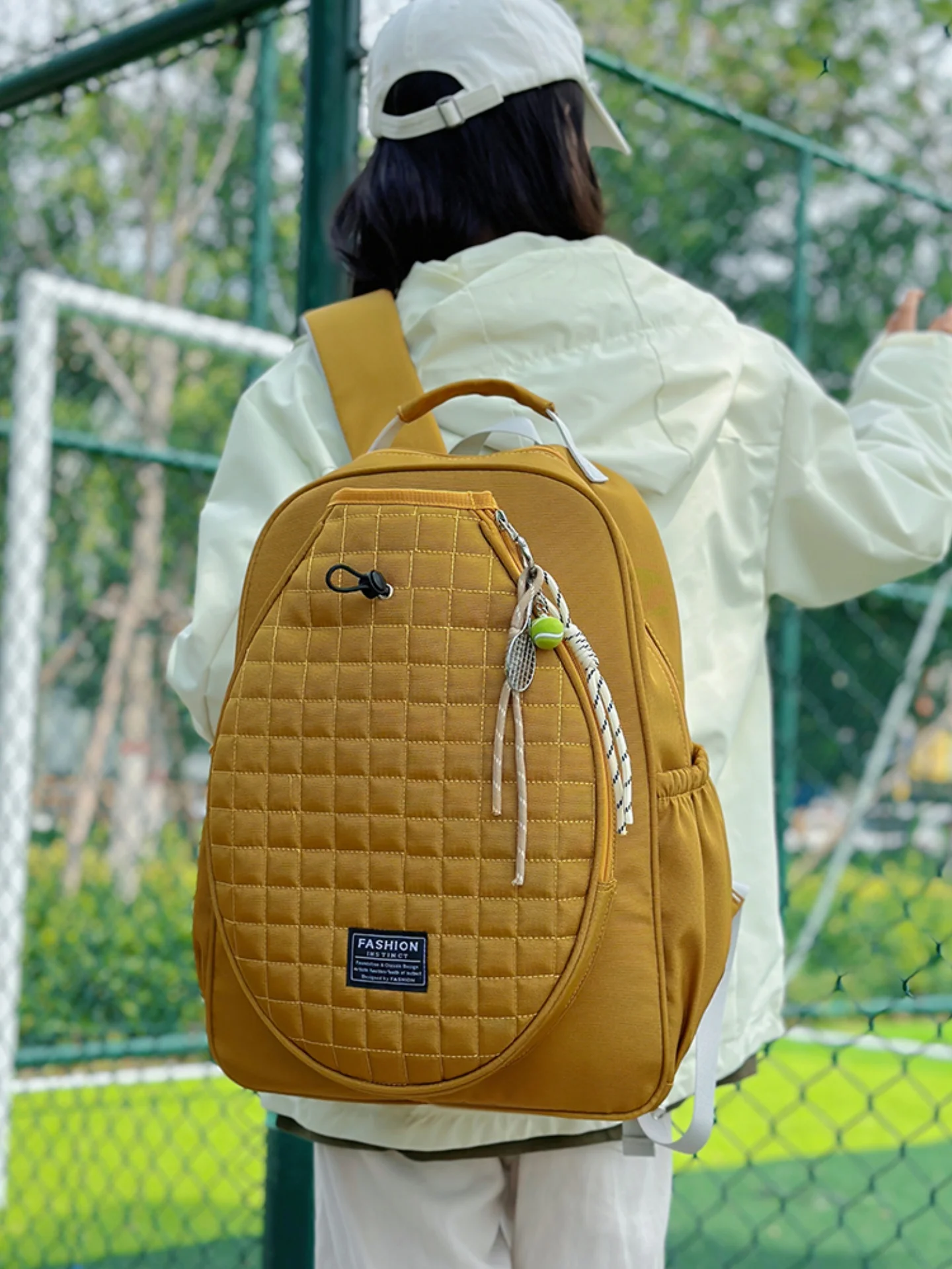 

Vintage Sports Badminton Bapa Women's Large Capaci Lightweight Diamond Pattern Design Outdoor Functionali Bapa