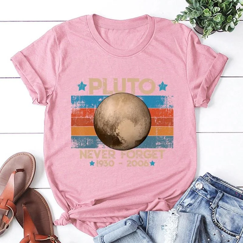 Vintage Never Forget Pluto Nerdy Astronomy Space Science T-Shirt Fashion Creative Design Round Neck Short Sleeve Tees