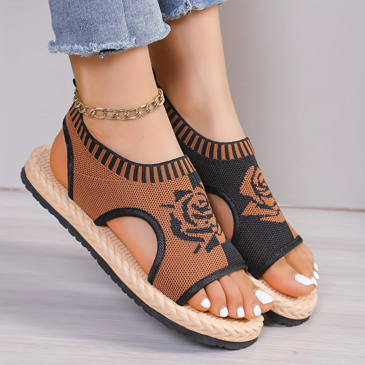 Hochwertige neue Sommer-Stricksandalen für Damen, atmungsaktive Sportschuhe, vielseitige Slip-On-Plateauschuhe im koreanischen Stil – Detail 8