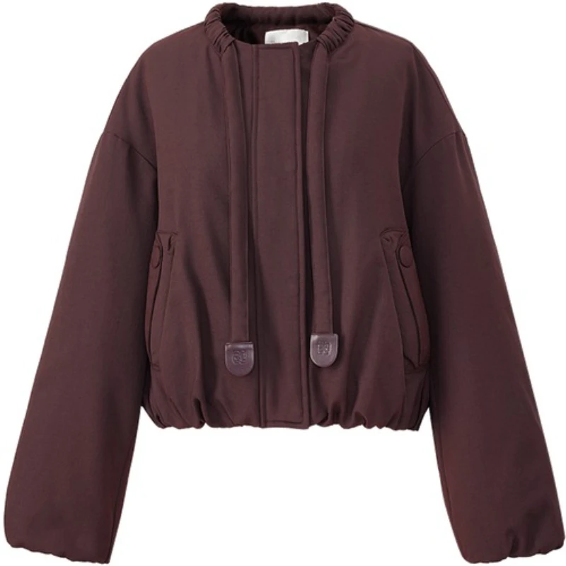 سترة نسائية قصيرة من SENTUBILA موضة شتاء 2025 معاطف جديدة فضفاضة برقبة دائرية وسحاب للجيب ملابس خارجية أنيقة للتنقل W54YC2031