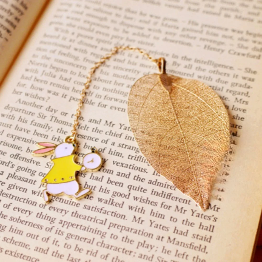 Golden Hollow Leaves Cartoon Characters Bookmark Clock Key Chain Cute Rabbit Key Chain Practical Accessories Women's Gift