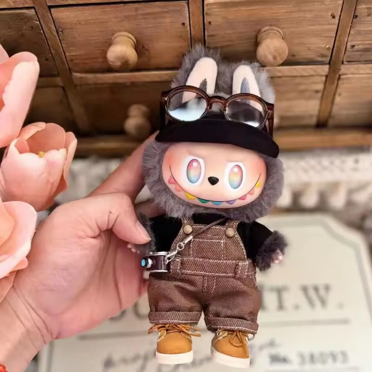 Милая плюшевая кукольная одежда для одежды Labubu, однотонный комбинезон ярких цветов, брюки, аксессуары для кукол