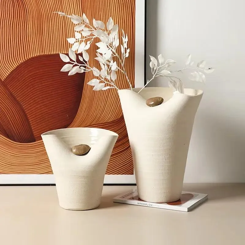 Handmade glazed ceramic vase, Scandinavian style, Instagram style, creative flower pot vase, pebble shape, elegant home