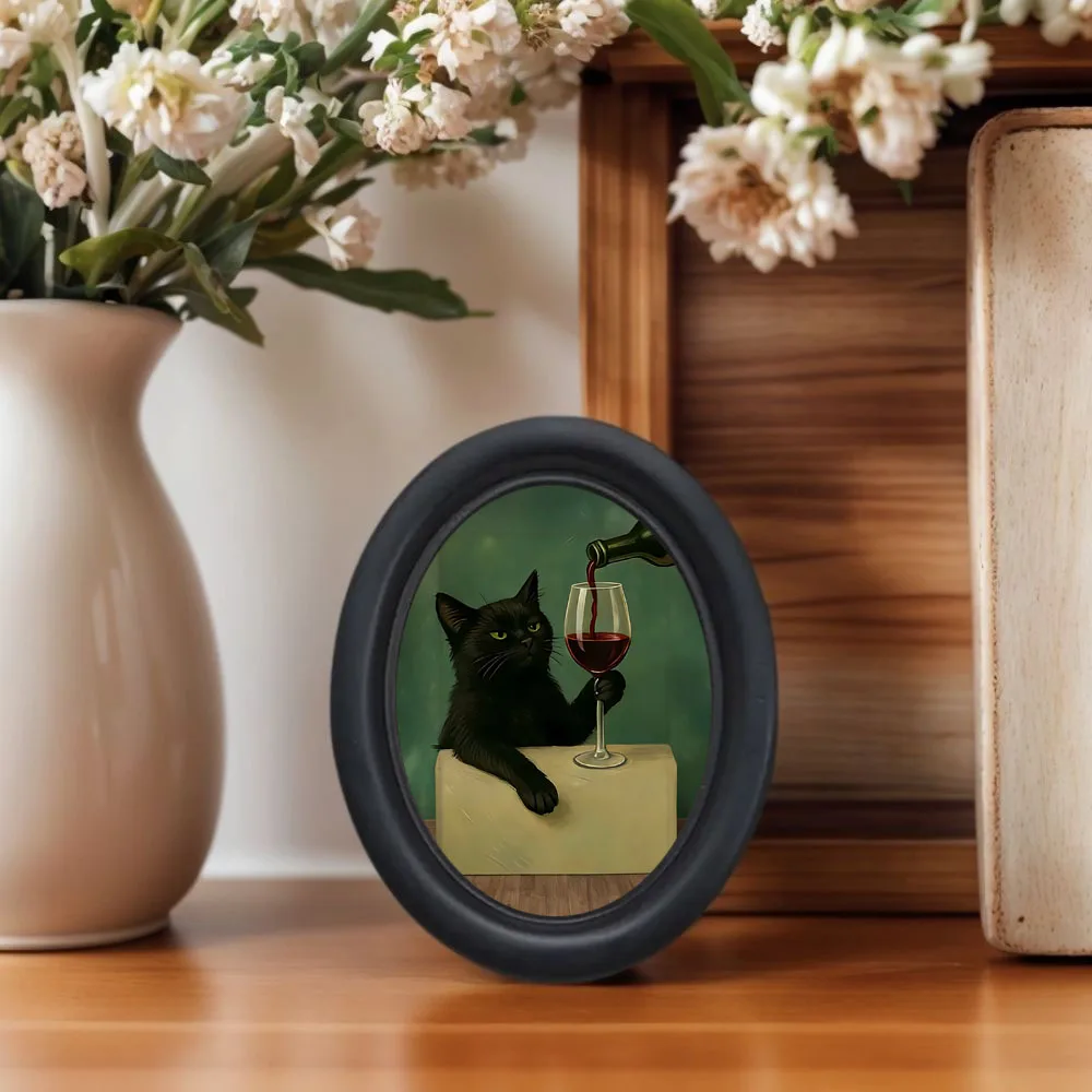 1 pieza de decoración de pared con un gato negro ligeramente ebrio bebiendo vino tinto, una divertida pintura decorativa enmarcada, mini cuadro colgante de madera, un gato negro perezoso bebiendo vino tinto, decoración única para el hogar y la cocina, un regalo divertido, un imprescindible para los amantes de los gatos.