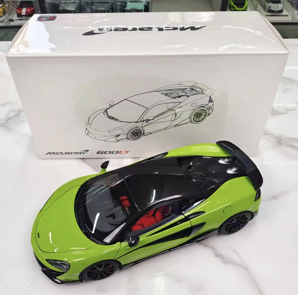 1:18 Mclaren 600LT Super Sportcar  High-end customization Collector's Gift