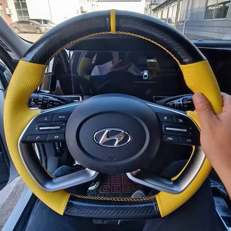 Car Steering Wheel Cover for Hyundai Avante Santa Cruz Tucson Plug I20 Tucson CN7 Leather Hand-Stitch Auto Interior Accessory