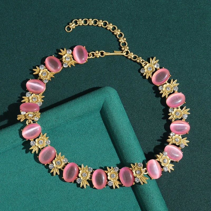Vintage Oval Crystal Pink Necklace Flower Choker Designer Gold Color High Quality Zircon Women Birthday Jewelry New Arrival Gift