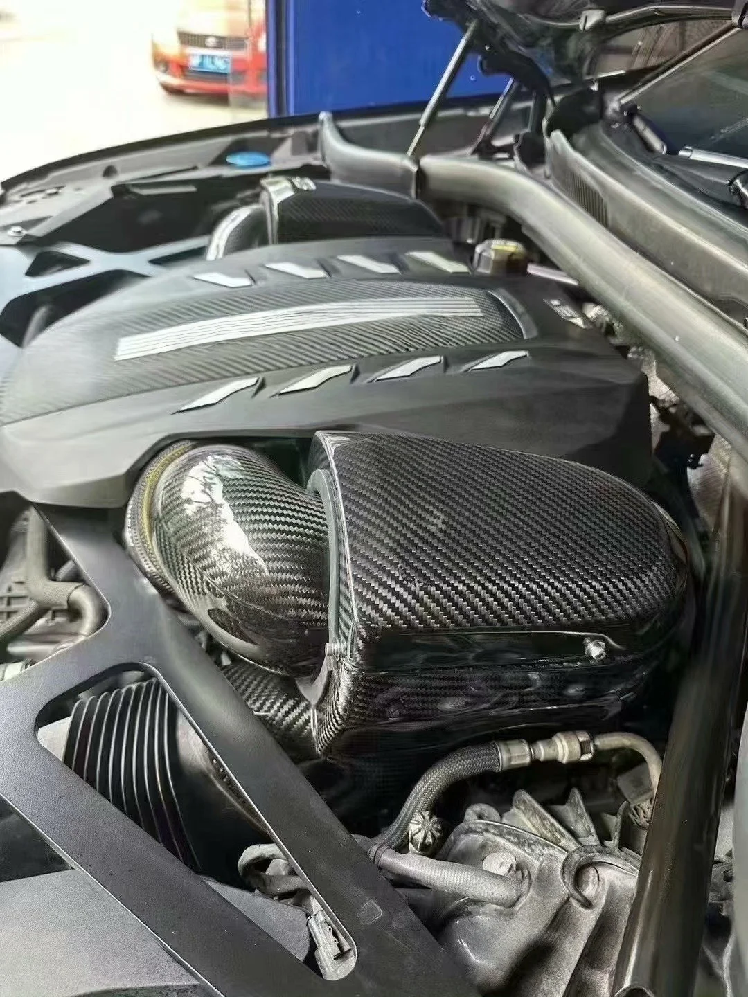 نظام مدخل هواء بارد 20-22 عالي الجودة مناسب لنظام مدخل الهواء البارد من ألياف الكربون الجافة BMW F95 X5M/F96 X6M 4.4T