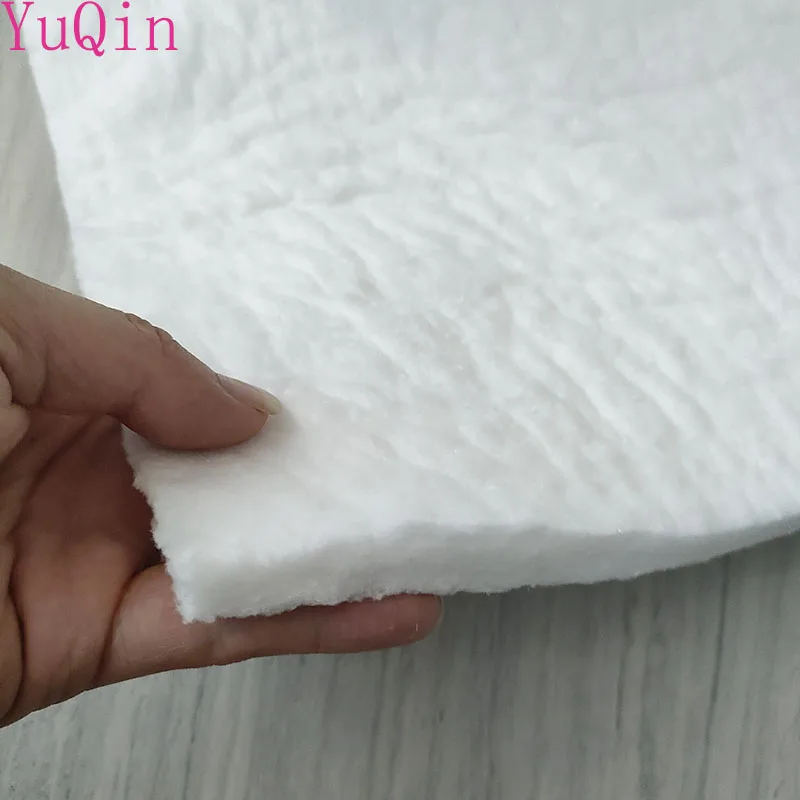 بطانية ألياف السيراميك التي تحتوي على الزركونيوم يمكن أن تحمل درجة حرارة عالية 1360 ℃ القطن العزل الحراري لا الأسبستوس